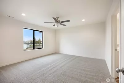 601 Dorsing Street #D22, Moses Lake, WA 98837 - Photo 7