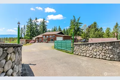 3116 Harts Lake Road S, Roy, WA 98580 - Photo 3