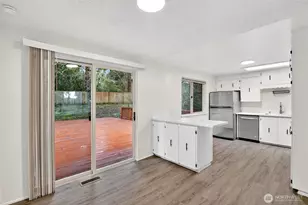 28 Madrona Pl, DuPont, WA 98327 - Photo 5