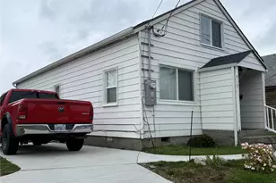 919 Pacific Ave, Bremerton, WA 98337 - Photo 3