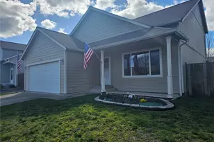 9814 Greenleaf Loop SE, Yelm, WA 98597 - Photo 3