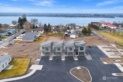 601 Dorsing Street #E27, Moses Lake, WA 98837 - Photo 1