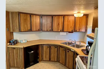 2400 Donovan Avenue #40, Bellingham, WA 98225 - Photo 5