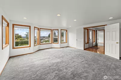 928 N Heatherwood W, Tacoma, WA 98406 - Photo 21