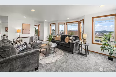 928 N Heatherwood W, Tacoma, WA 98406 - Photo 9