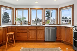 928 N Heatherwood W, Tacoma, WA 98406 - Photo 5