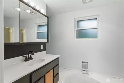 10352 66th Avenue E, Puyallup, WA 98373 - Photo 19