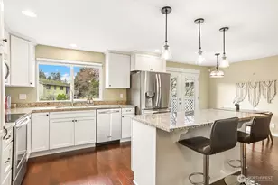 15220 48th Ave W, Edmonds, WA 98026 - Photo 11