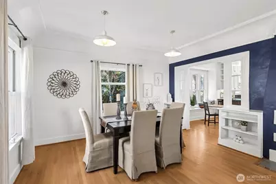 749 N 76th St, Seattle, WA 98103 - Photo 9