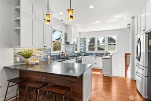 749 N 76th St, Seattle, WA 98103 - Photo 11