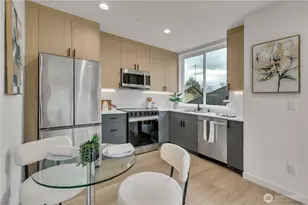 4404 S Othello St, Seattle, WA 98118 - Photo 13