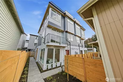 4404 S Othello St #A, Seattle, WA 98118 - Photo 3