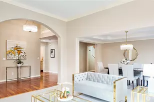 13428 NE 12th Pl, Bellevue, WA 98005 - Photo 7