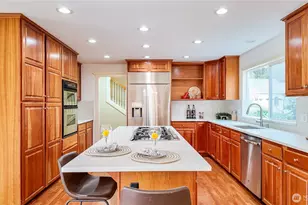 13428 NE 12th Pl, Bellevue, WA 98005 - Photo 11