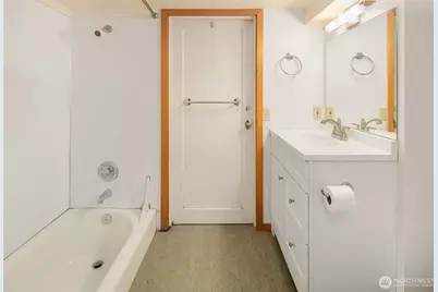 2616 Franklin Avenue E, Seattle, WA 98102 - Photo 25