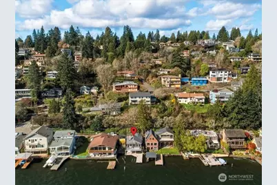 11262 Riviera Place NE, Seattle, WA 98125 - Photo 33