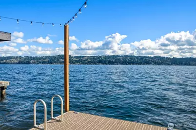 11262 Riviera Place NE, Seattle, WA 98125 - Photo 29