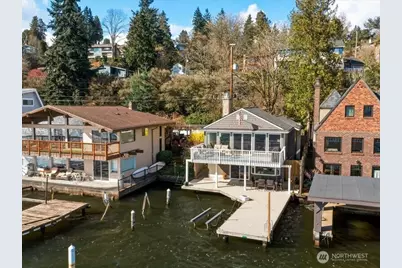 11262 Riviera Place NE, Seattle, WA 98125 - Photo 33