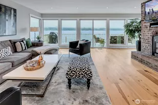 11262 Riviera Pl NE, Seattle, WA 98125 - Photo 9