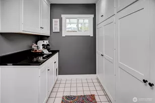 11262 Riviera Pl NE, Seattle, WA 98125 - Photo 17