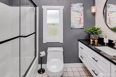 11262 Riviera Place NE, Seattle, WA 98125 - Photo 17