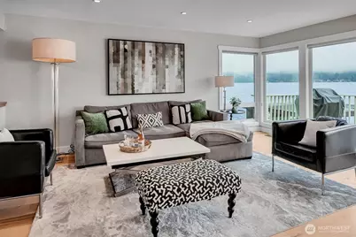 11262 Riviera Place NE, Seattle, WA 98125 - Photo 9