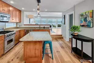 11262 Riviera Pl NE, Seattle, WA 98125 - Photo 5