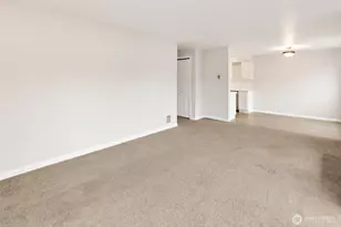 12300 33rd Ave NE, Seattle, WA 98125 - Photo 9