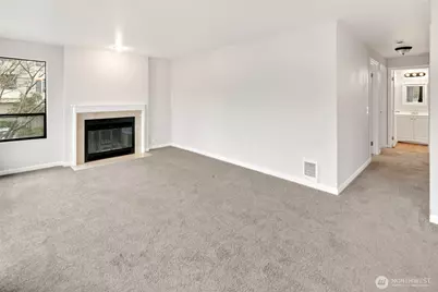 12300 33rd Avenue NE #202, Seattle, WA 98125 - Photo 7