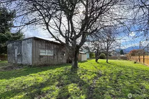 2367 E 4th Ave, Port Angeles, WA 98362 - Photo 31