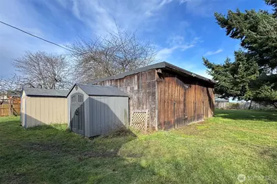 2367 E Fourth Avenue, Port Angeles, WA 98362 - Photo 23