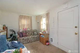 2367 E 4th Ave, Port Angeles, WA 98362 - Photo 5