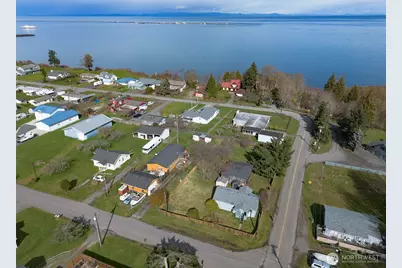 2367 E Fourth Avenue, Port Angeles, WA 98362 - Photo 35