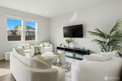 18854 109th Avenue Ct E #867, Puyallup, WA 98374 - Photo 3