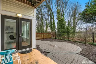 6726 35th Pl S, Seattle, WA 98118 - Photo 21