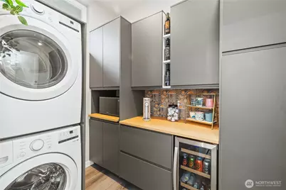 1208 Harrington Avenue NE, Renton, WA 98056 - Photo 13