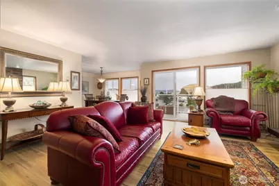 1800 Skyline Way #206, Anacortes, WA 98221 - Photo 3