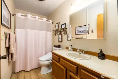 1800 Skyline Way #206, Anacortes, WA 98221 - Photo 13