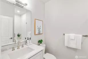 18554 Stone Ave N, Shoreline, WA 98133 - Photo 5