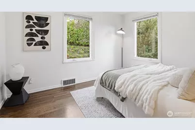 1215 W Armour Street, Seattle, WA 98119 - Photo 15