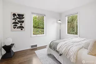 1215 W Armour St, Seattle, WA 98119 - Photo 15