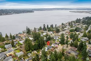 10726 Sand Point Way NE, Seattle, WA 98125 - Photo 5