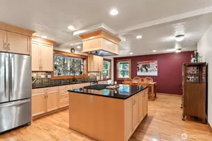 11451 O Ave, Anacortes, WA 98221 - Photo 13