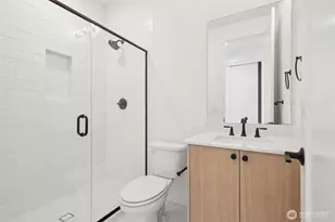 8517 137th Ave SE, Newcastle, WA 98059 - Photo 5