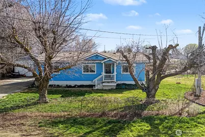 7581 Rainier NE, Moses Lake, WA 98837 - Photo 1