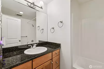 2814 E Spring Street, Seattle, WA 98122 - Photo 23