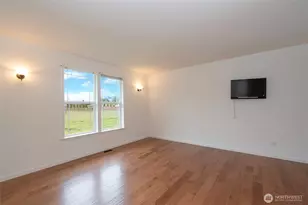 42 Kate's Ct, Port Angeles, WA 98362 - Photo 17