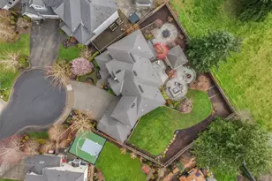 955 211th Pl SE, Sammamish, WA 98075 - Photo 37