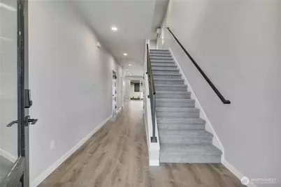 4917 N 19th Street, Tacoma, WA 98406 - Photo 3