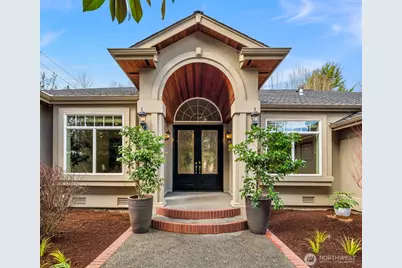 2411 98th Avenue NE, Clyde Hill, WA 98004 - Photo 5